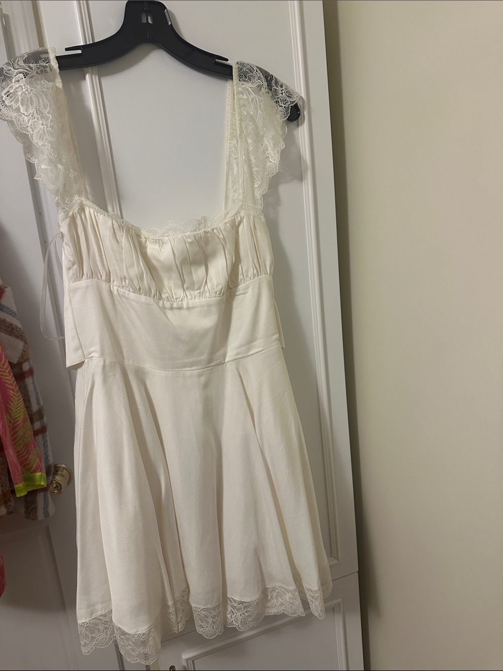 White party dress /graduation dress.